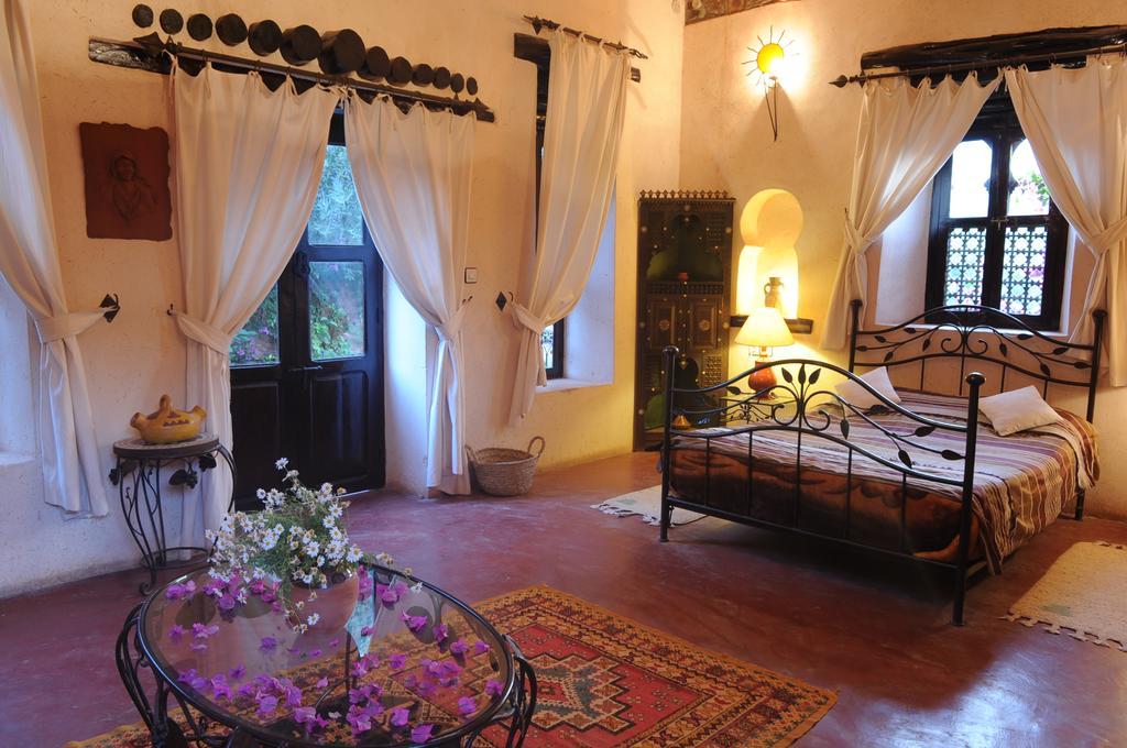 Auberge Chez Momo II เวียร์เกน ภายนอก รูปภาพ