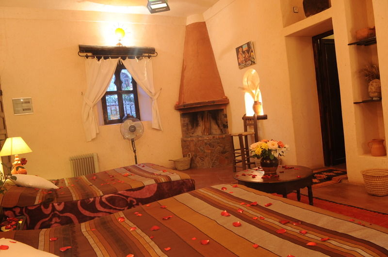 Auberge Chez Momo II เวียร์เกน ภายนอก รูปภาพ