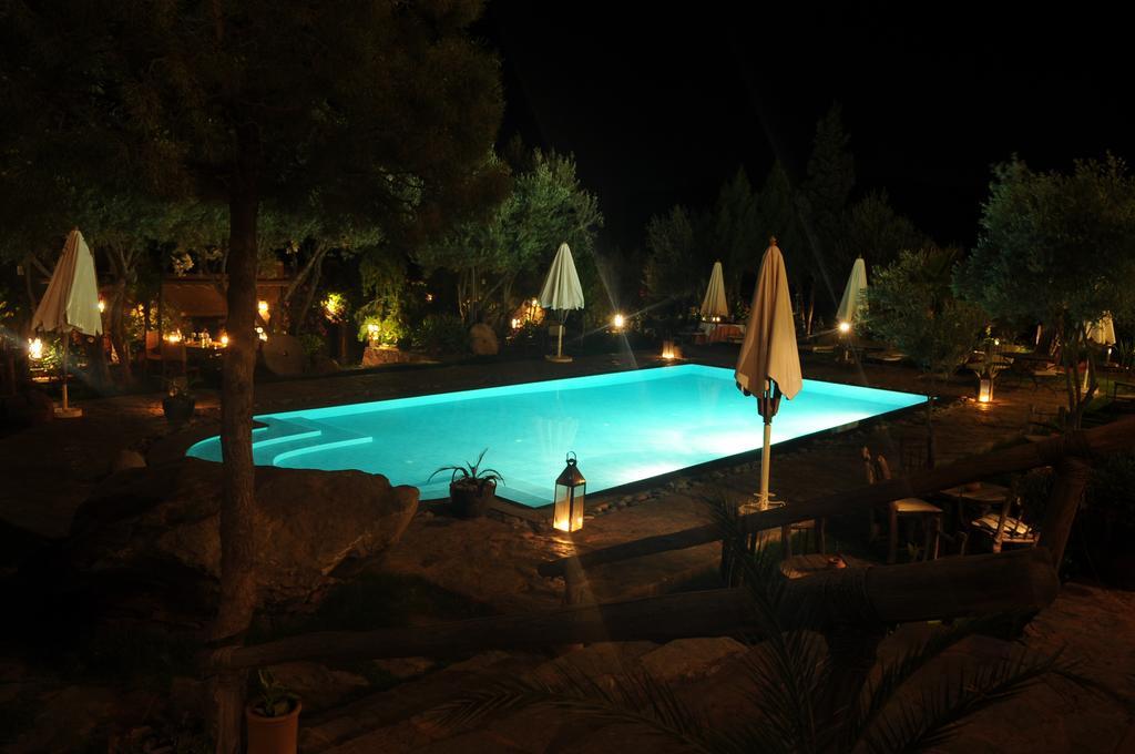 Auberge Chez Momo II เวียร์เกน ภายนอก รูปภาพ