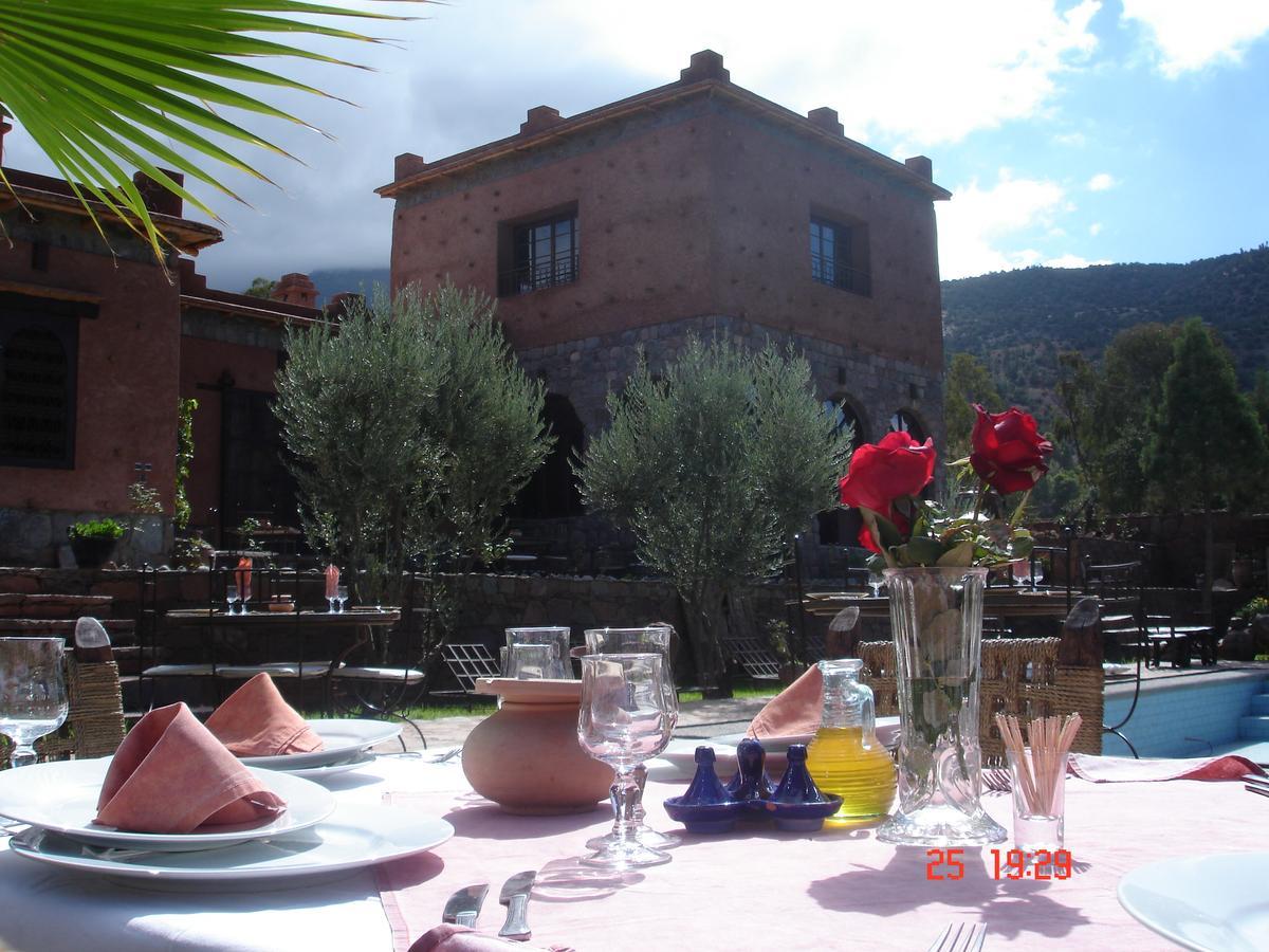 Auberge Chez Momo II เวียร์เกน ภายนอก รูปภาพ
